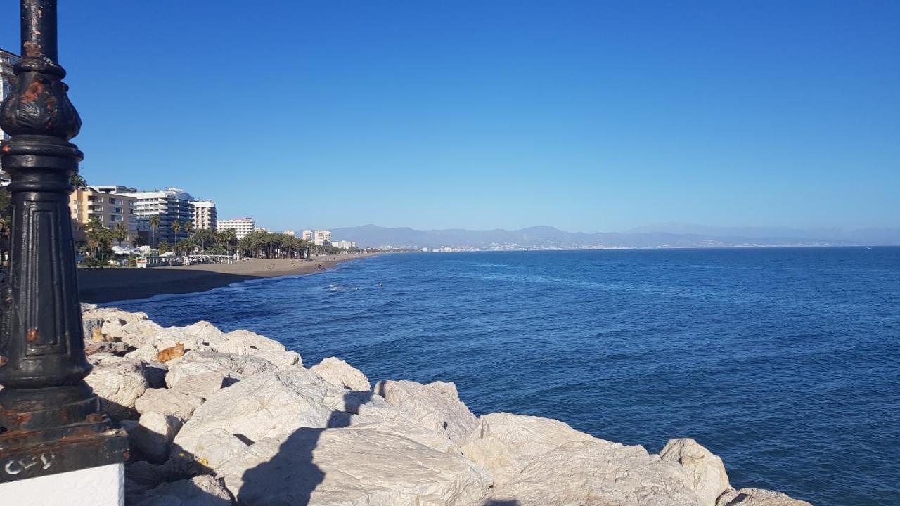Impresionante Primera Linea De Playa, Bajondillo Beach Торремолинос Экстерьер фото